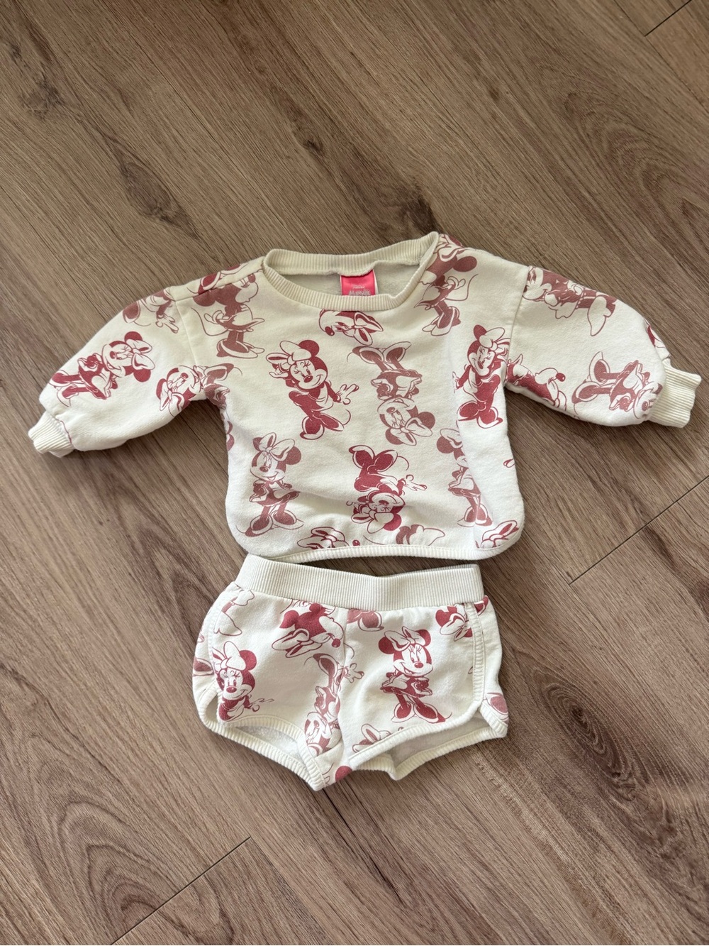 Disney 2 piece set